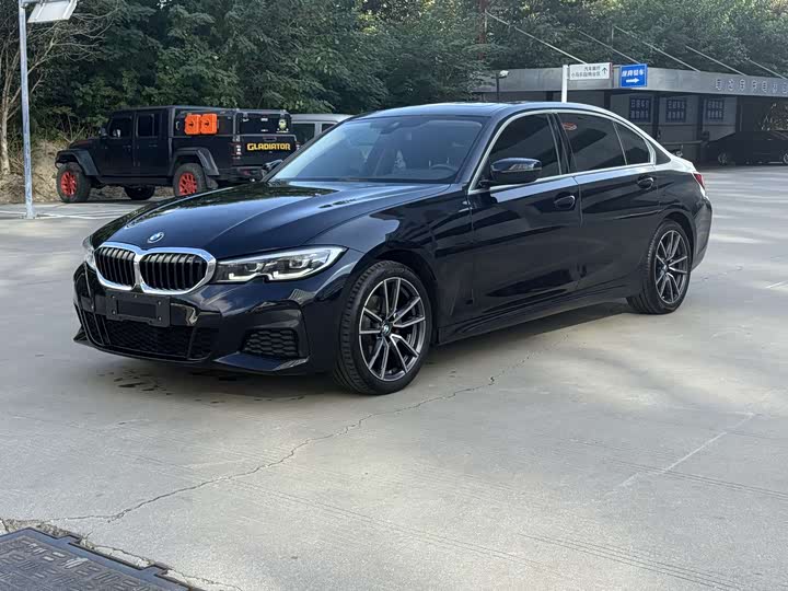 Фото 1 - BMW 3 Series