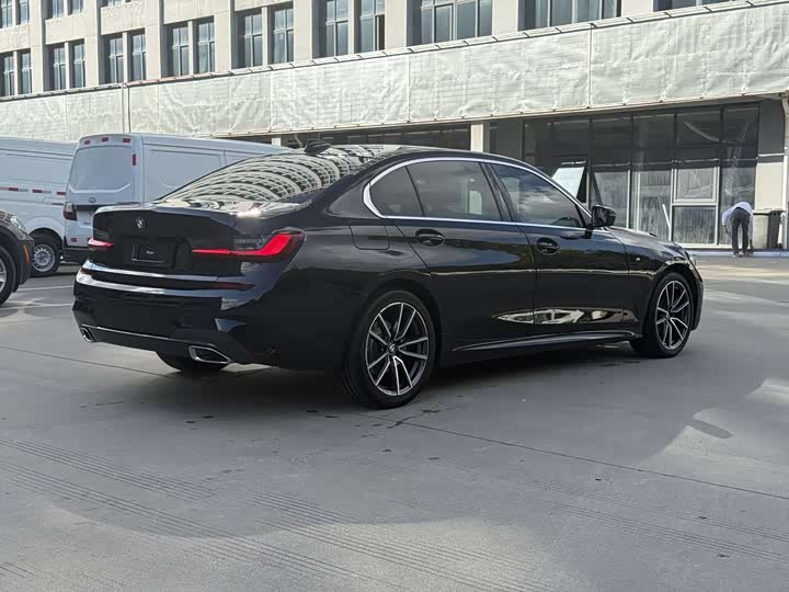 Фото 7 - BMW 3 Series