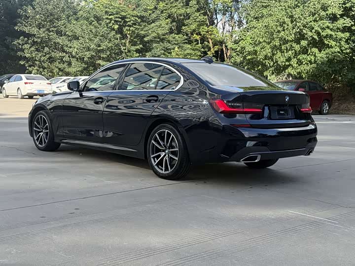 Фото 9 - BMW 3 Series