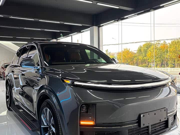 Фото 3 - LiXiang L8