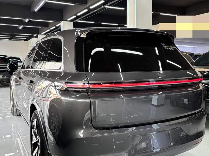 Фото 8 - LiXiang L8