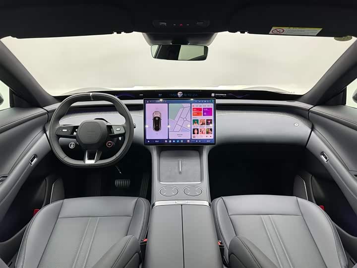 Фото 16 - Xiaomi YU7