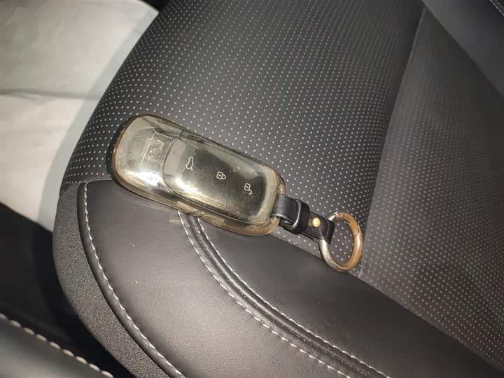 Фото 9 - LiXiang One