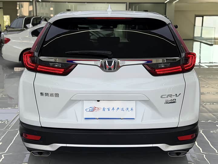 Фото 9 - Honda CR-V