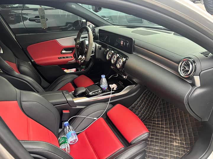 Фото 4 - Mercedes-Benz A-Class AMG