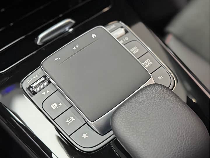 Фото 12 - Mercedes-Benz A-Class