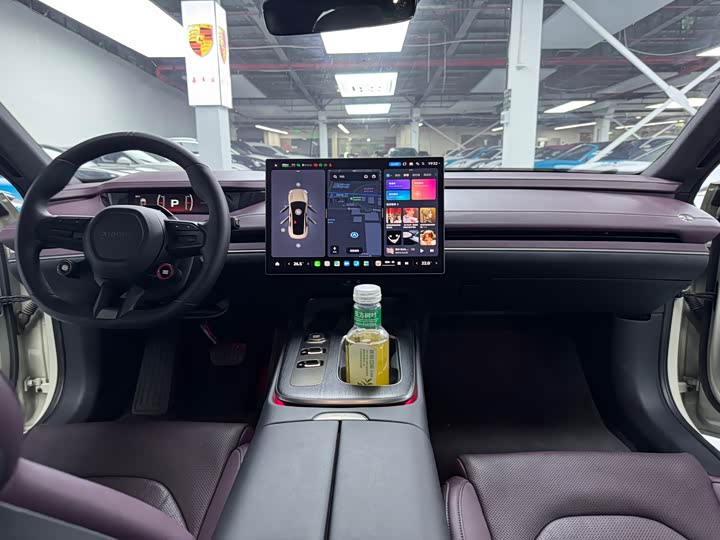 Фото 14 - Xiaomi SU7