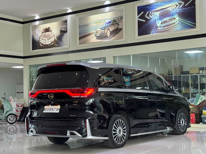 Фото 25 - GAC Trumpchi M8