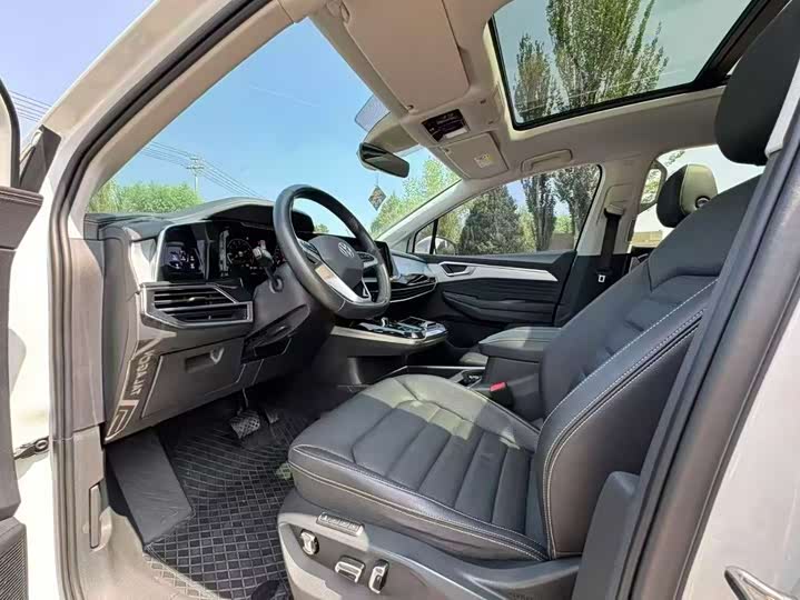 Фото 5 - Volkswagen Talagon