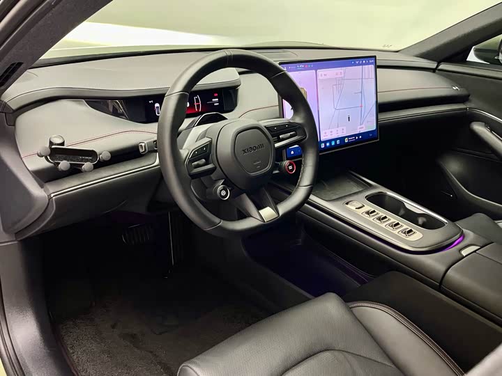 Фото 10 - Xiaomi SU7