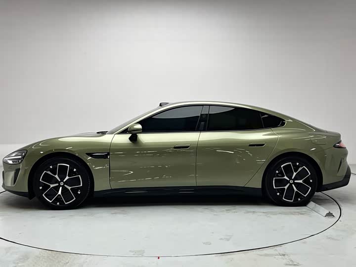 Фото 4 - Xiaomi SU7