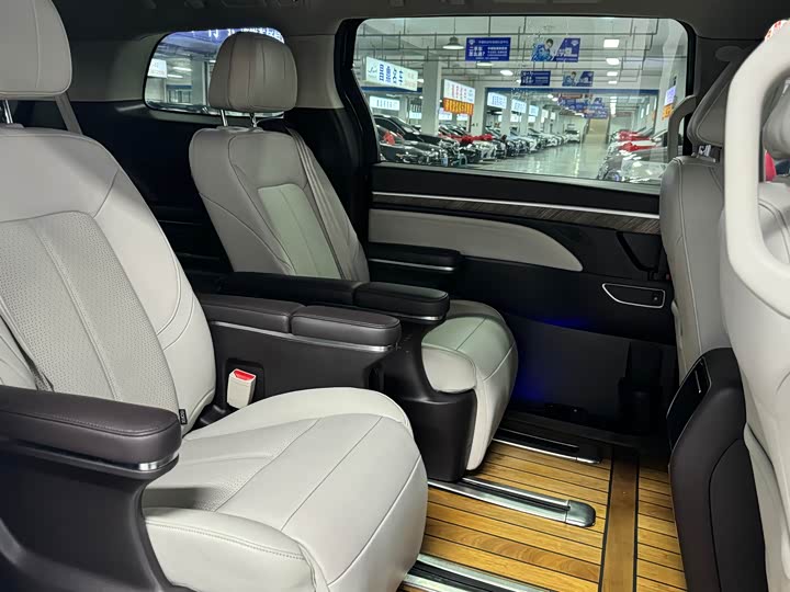 Фото 8 - GAC Trumpchi M8