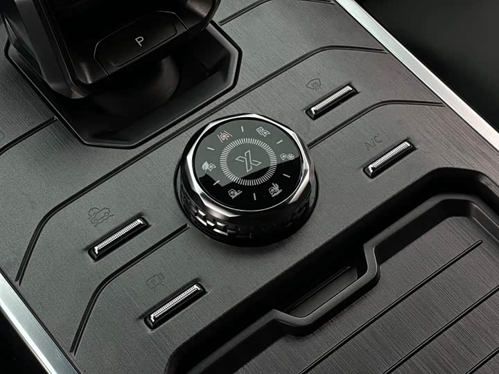 Фото 9 - Jetour T2