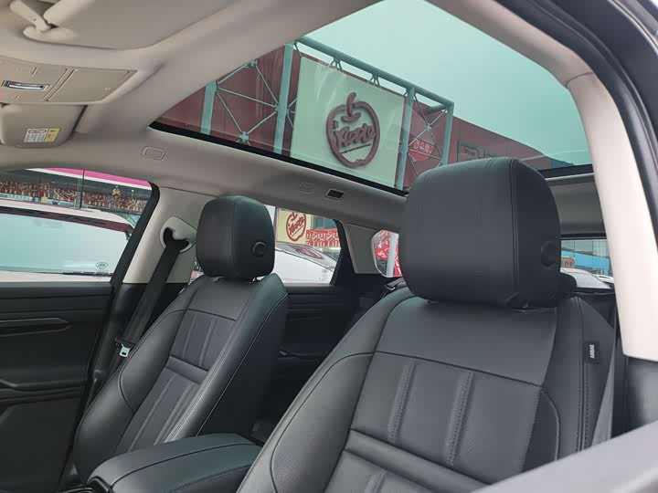 Фото 14 - Land Rover Range Rover Evoque L