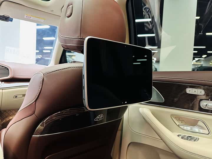 Фото 13 - Mercedes-Benz Maybach GLS