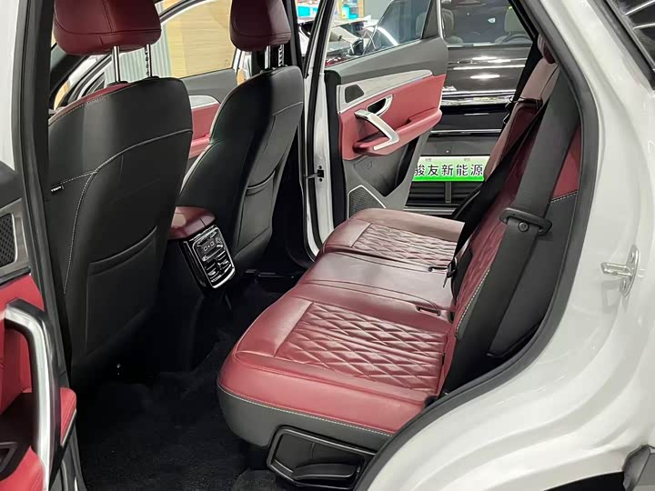 Фото 12 - Jetour X70 Plus