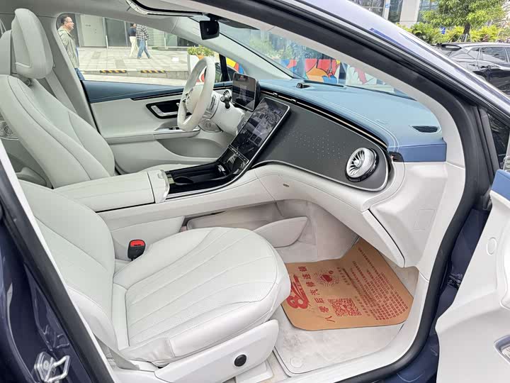 Фото 12 - Mercedes-Benz EQE