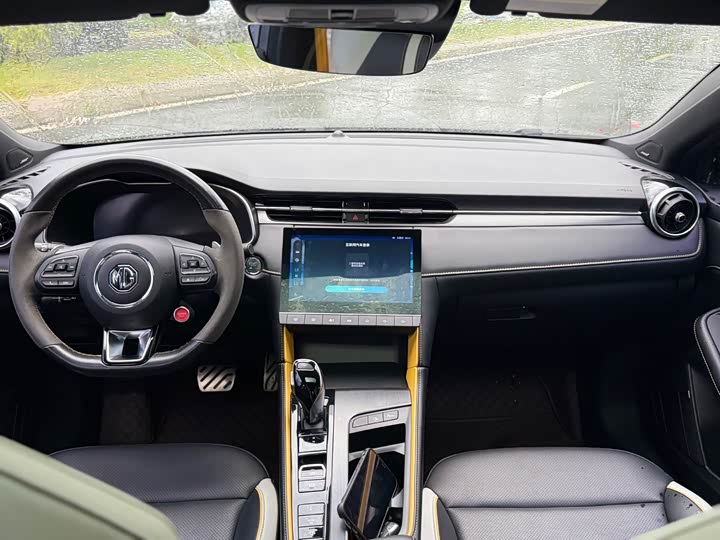 Фото 10 - MG Motor 6