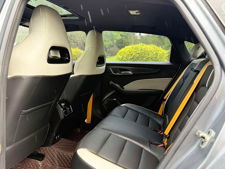 Фото 9 - MG Motor 6