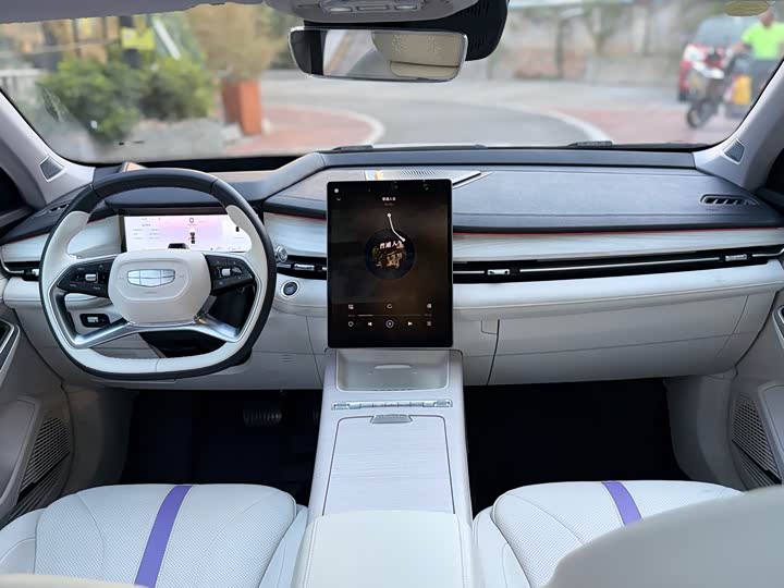 Фото 13 - Geely Preface L