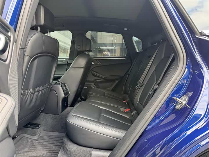 Фото 11 - Porsche Macan