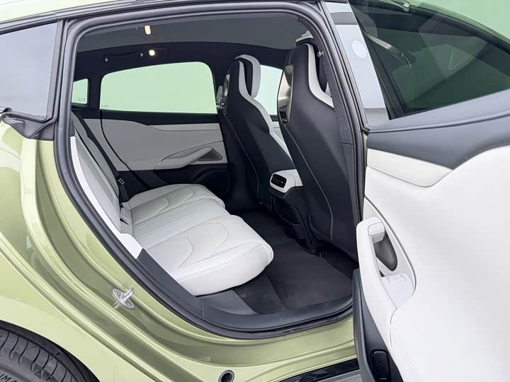 Фото 20 - Xiaomi SU7