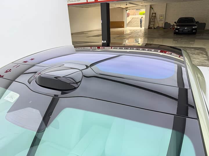 Фото 22 - Xiaomi SU7