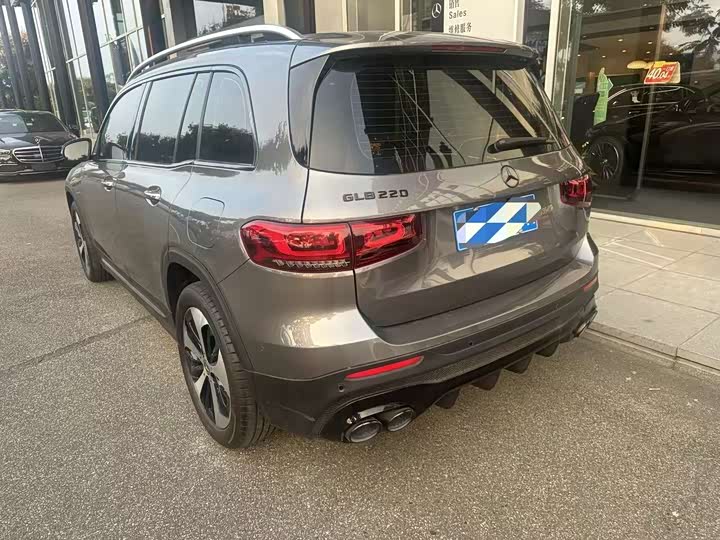 Фото 4 - Mercedes-Benz GLB-Class