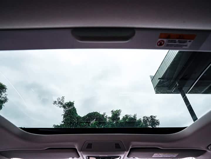 Фото 18 - Volkswagen Golf