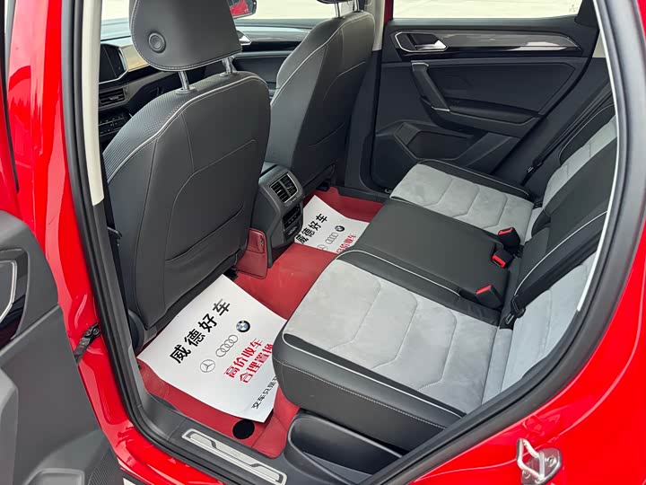 Фото 7 - Volkswagen Tayron X