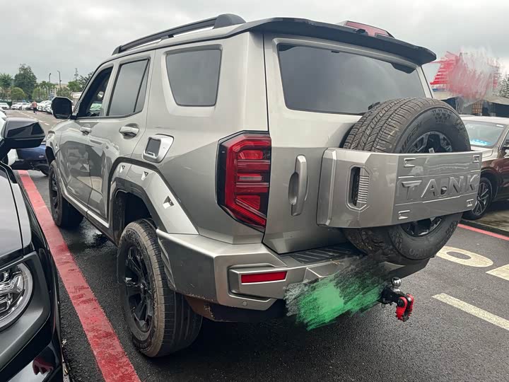 Фото 15 - Tank 400 Hybrid