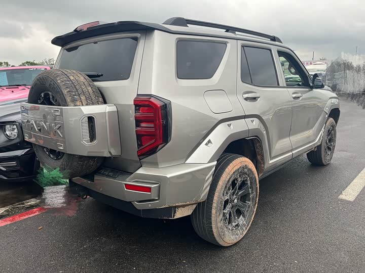 Фото 17 - Tank 400 Hybrid