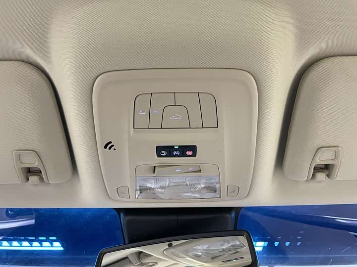 Фото 35 - Buick GL8 ES