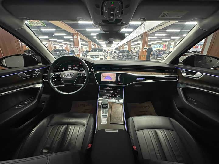 Фото 4 - Audi A6