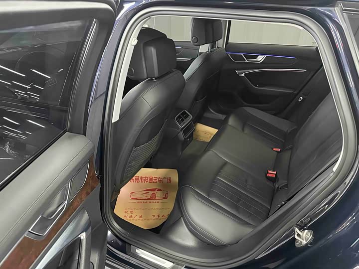 Фото 7 - Audi A6