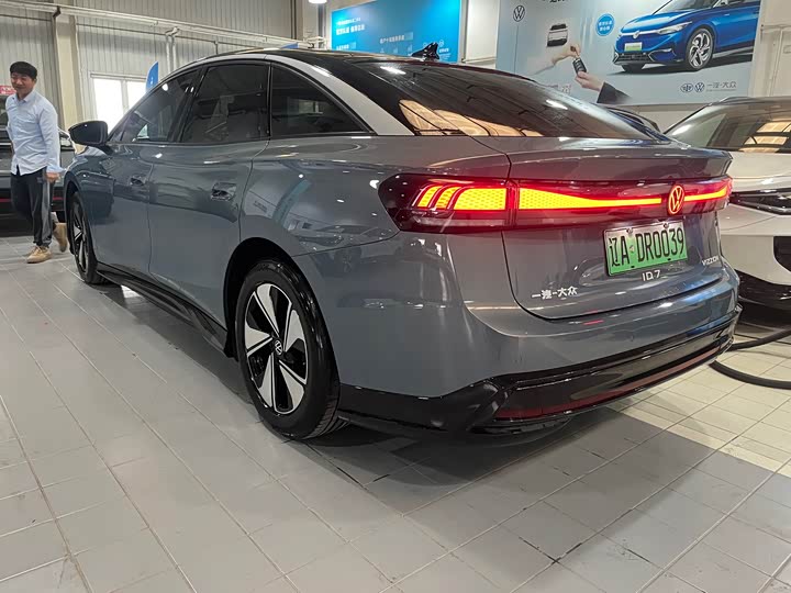 Фото 7 - Volkswagen ID.7 Vizzion