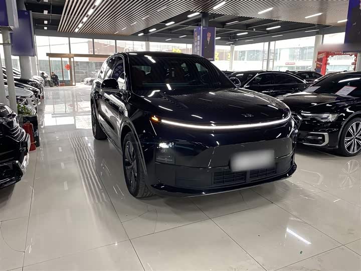 Фото 10 - LiXiang L6