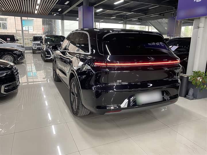 Фото 11 - LiXiang L6