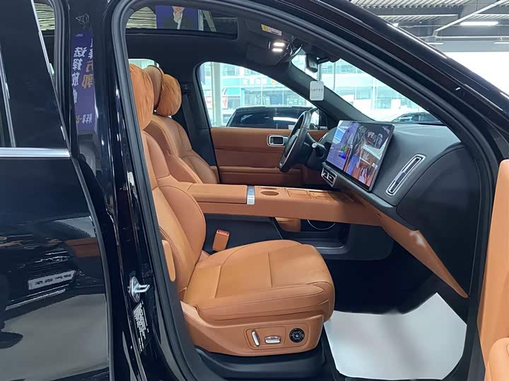 Фото 6 - LiXiang L6