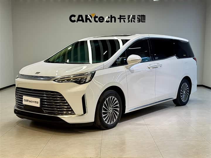 Фото 1 - Buick GL8 Century