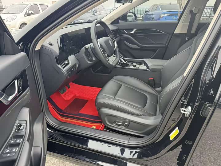 Фото 4 - Bestune B70