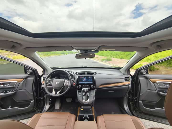 Фото 13 - Honda CR-V