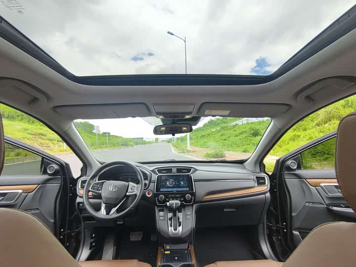 Фото 14 - Honda CR-V