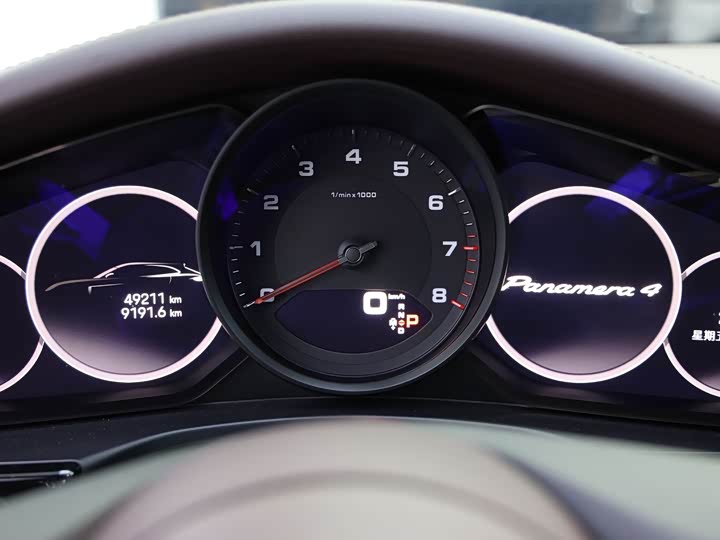 Фото 21 - Porsche Panamera