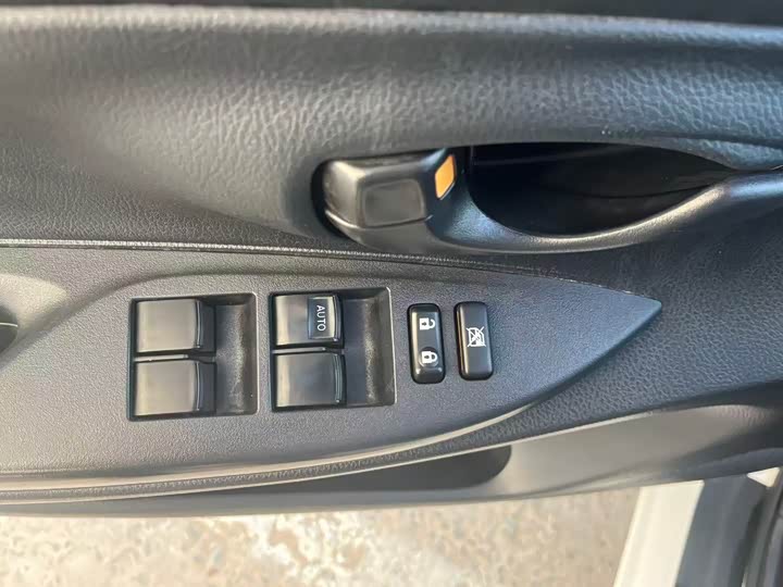 Фото 12 - Toyota Vios