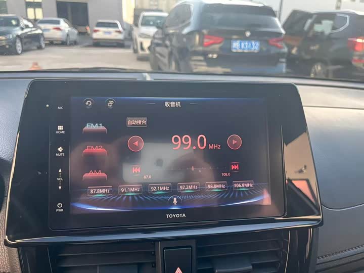 Фото 13 - Toyota Vios