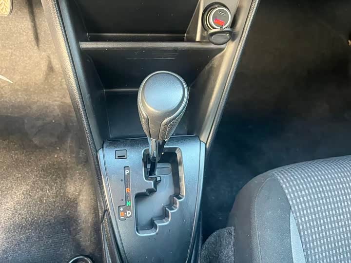 Фото 18 - Toyota Vios