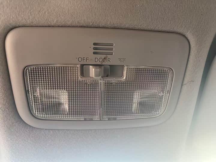 Фото 20 - Toyota Vios