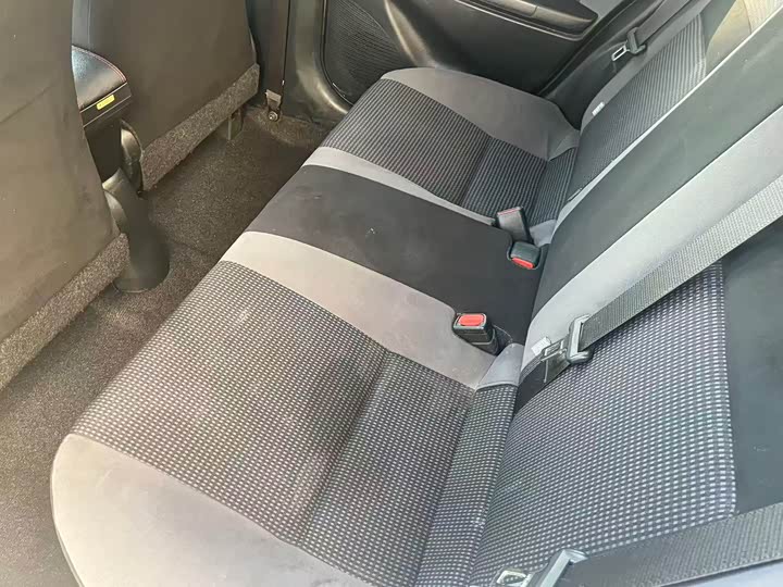 Фото 23 - Toyota Vios