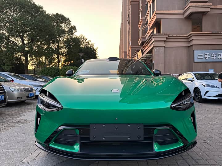 Фото 2 - Xiaomi YU7